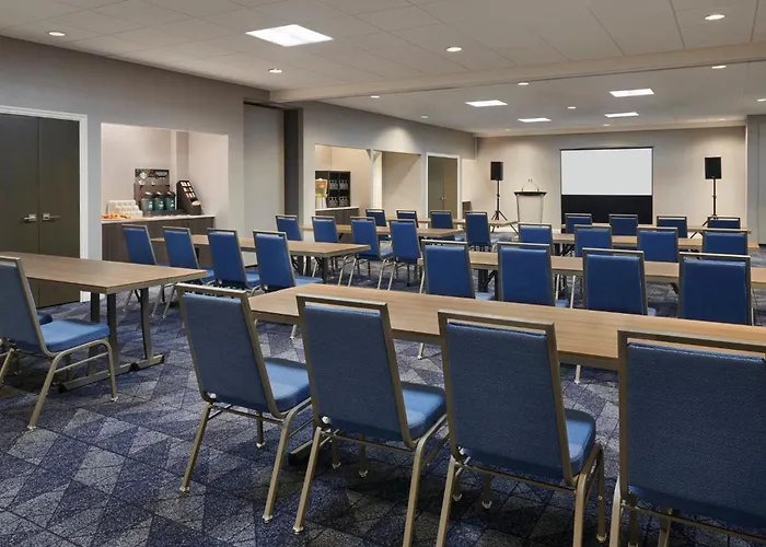 Courtyard By Marriott Ottawa Downtown